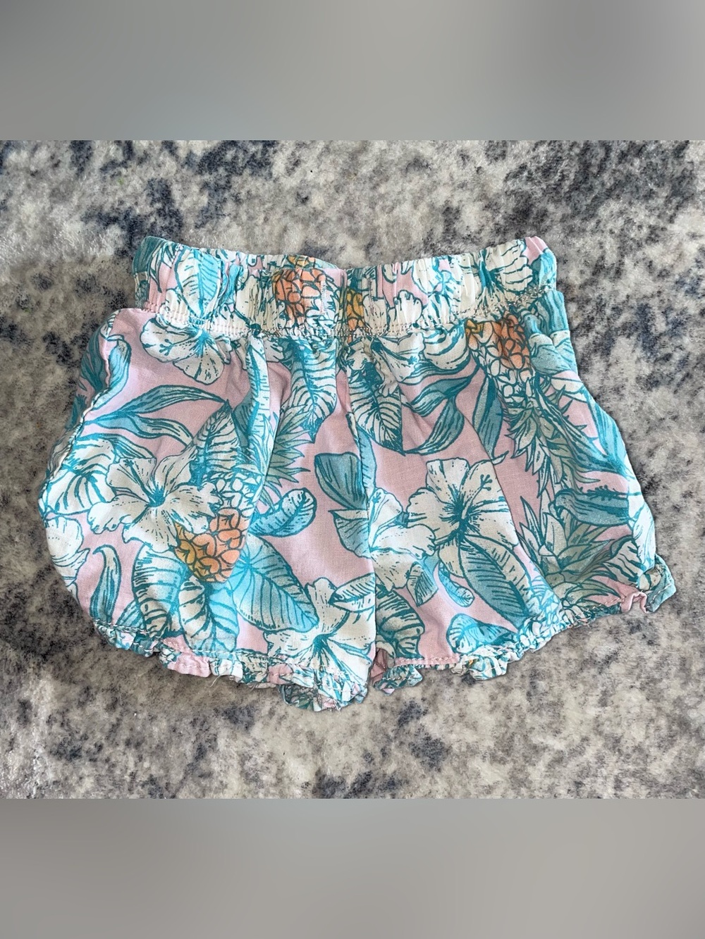 Oshkosh B’gosh floral shorts size 3T